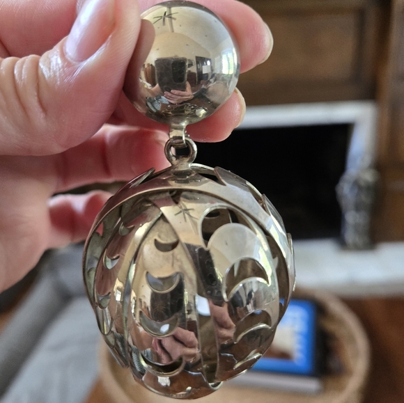 Vintage Silver Metal Earrings - Picture 1 of 7